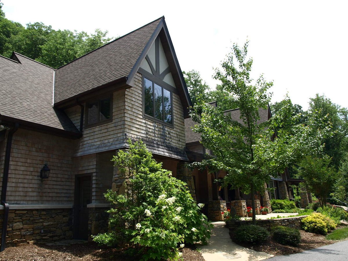 Shaded entryway to luxury custom home by Kaizen Homes in Swannanoa, NC