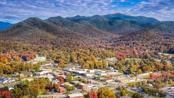 How to Choose a Lot in Asheville, NC: A Complete Guide for Mountain Homeowners