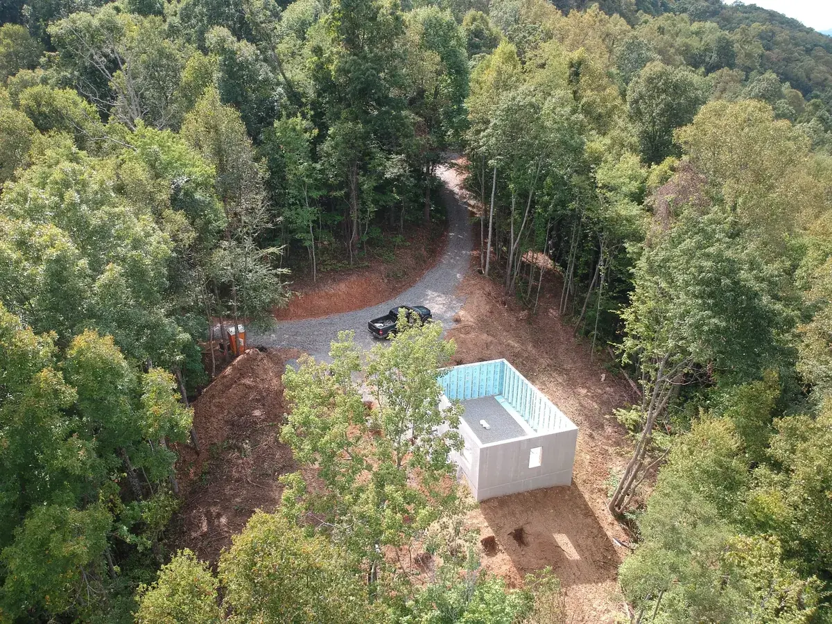 sunset-crest-estate-fairview-nc-site-access-road-office-pad_v1_1200w